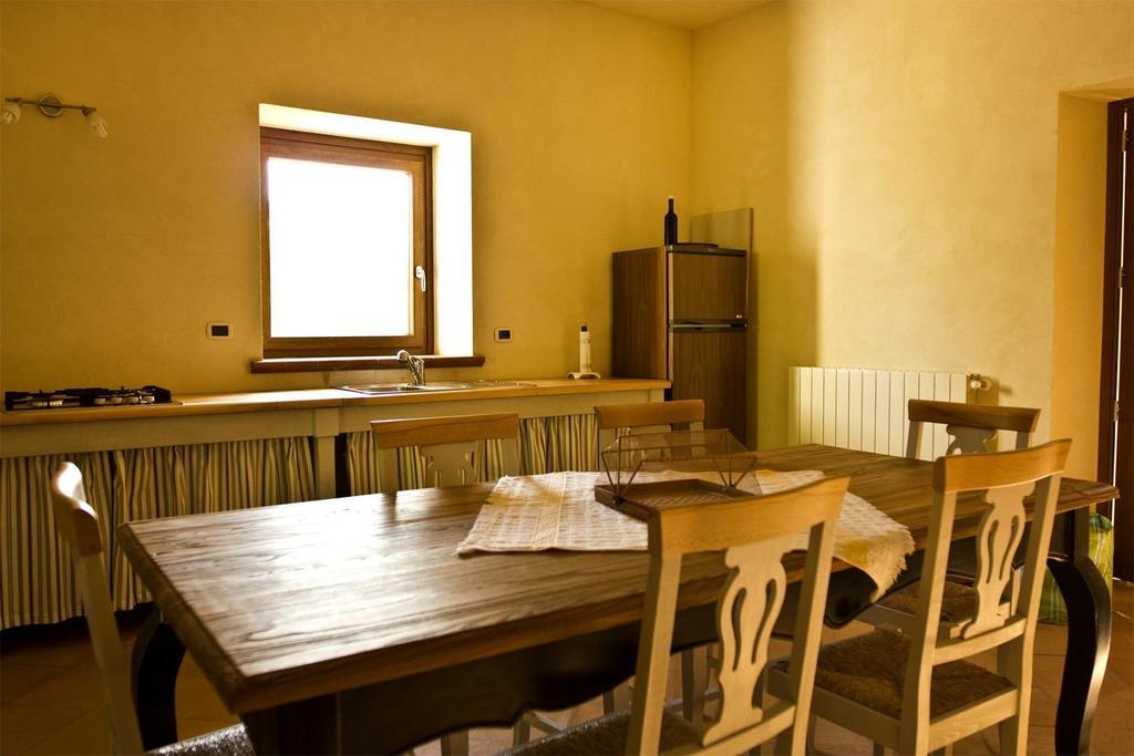 Agriturismo Borgo Serafino 曼贡 客房 照片