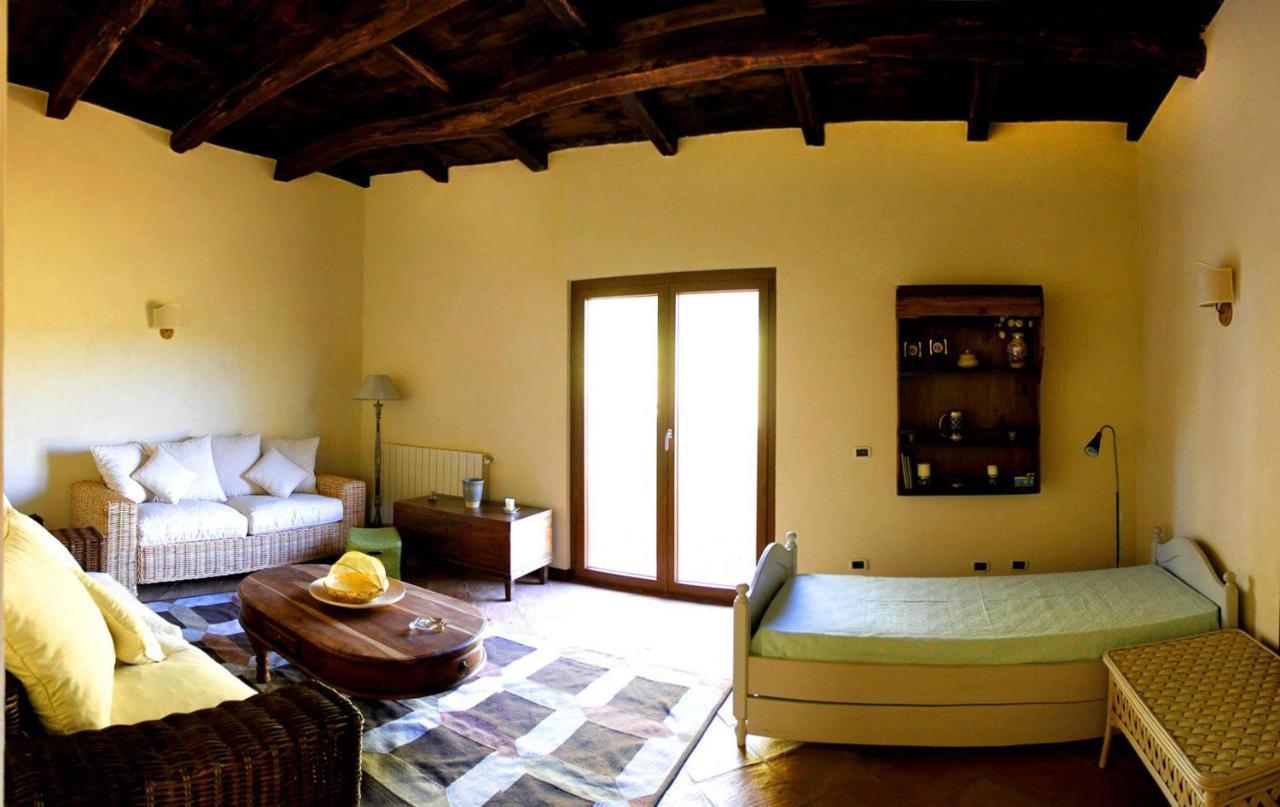 Agriturismo Borgo Serafino 曼贡 外观 照片