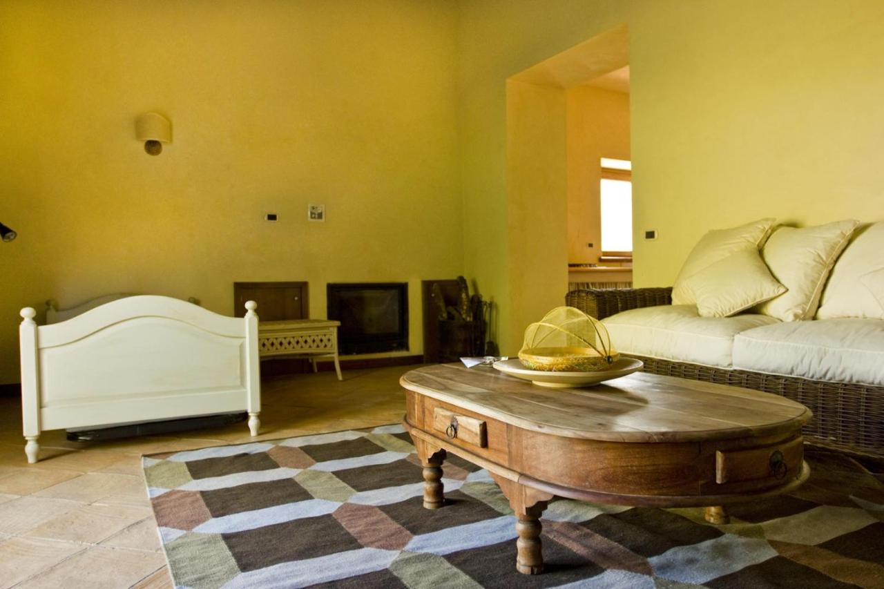 Agriturismo Borgo Serafino 曼贡 外观 照片