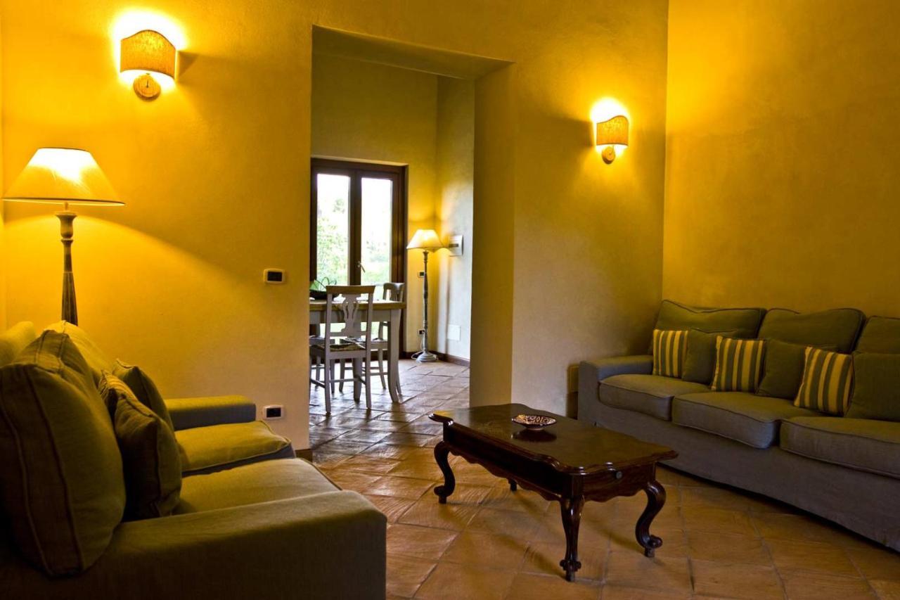Agriturismo Borgo Serafino 曼贡 外观 照片